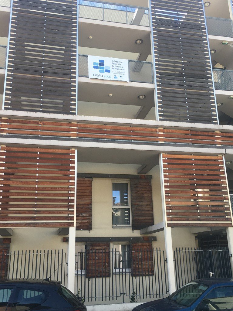 Peinture de façade Lentilly de type bardage dans l'Ouest Lyonnais